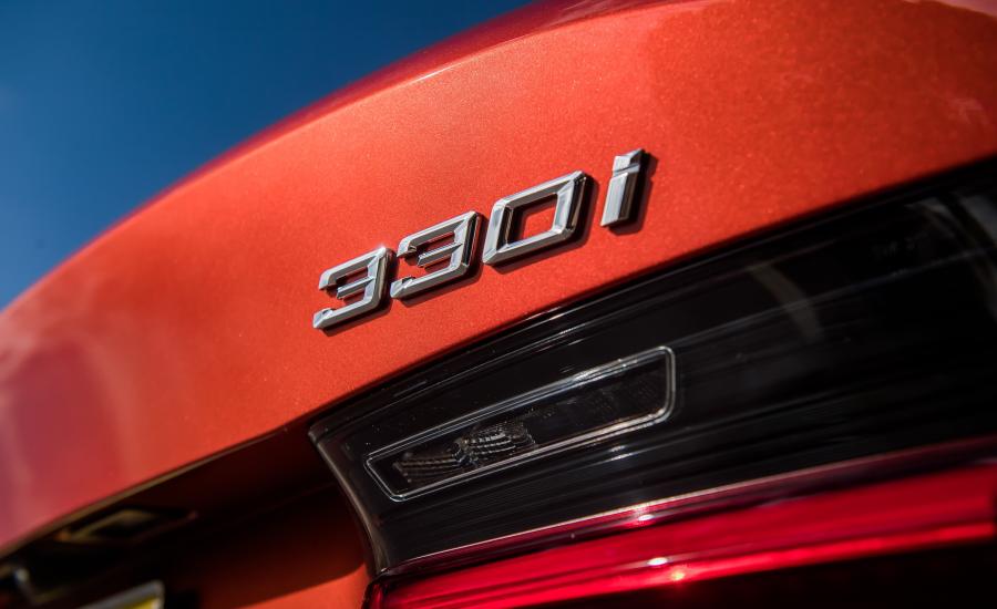 Логотип BMW 330i M Sport xDrive (G20) 2019 года  (NA) (фото 10 из 27)